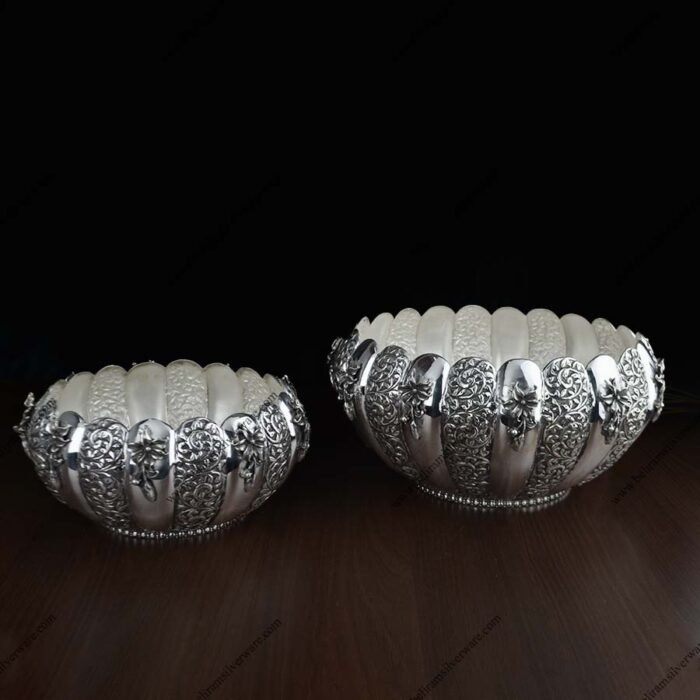 Scalloped Border Nakshi Silver Bowl