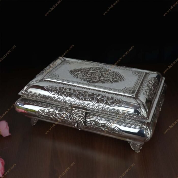 Leaf & Flower Nakshi Design Silver Box